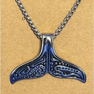 Silver Tone Whales Tale Necklace
